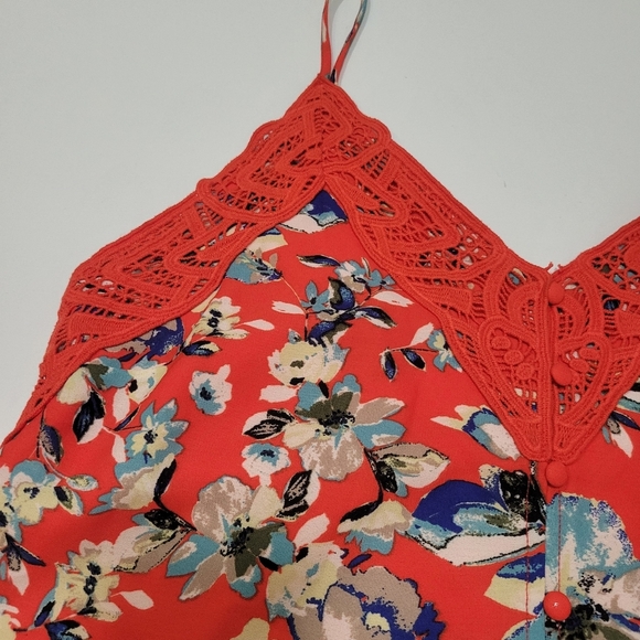 Miss Me NWOT Women's Floral Lace Cami. - Picture 8 of 13